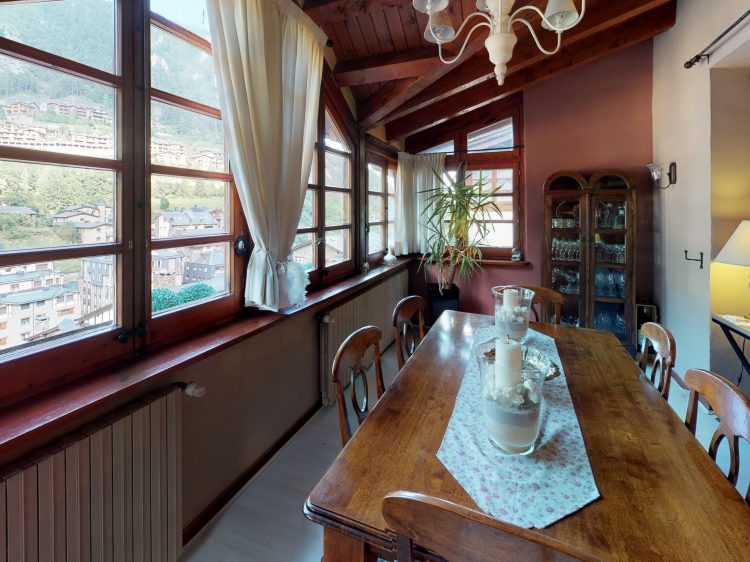 Borda-1-Dining-Room.jpg