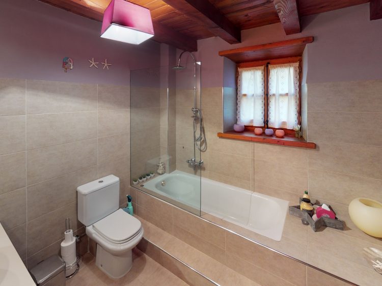 Borda-1-Bathroom (2).jpg
